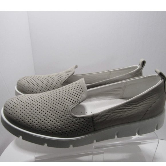 EUC ECCO LOAFER COMFORT SLIP ON LEATHER GRAY 7M SHOES - Picture 4 of 8